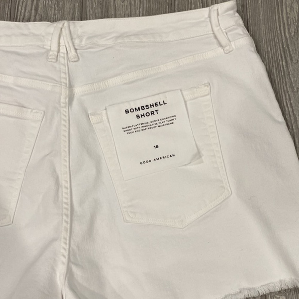 Good American Bombshell Short Size 18 NWT - Picture 7 of 8